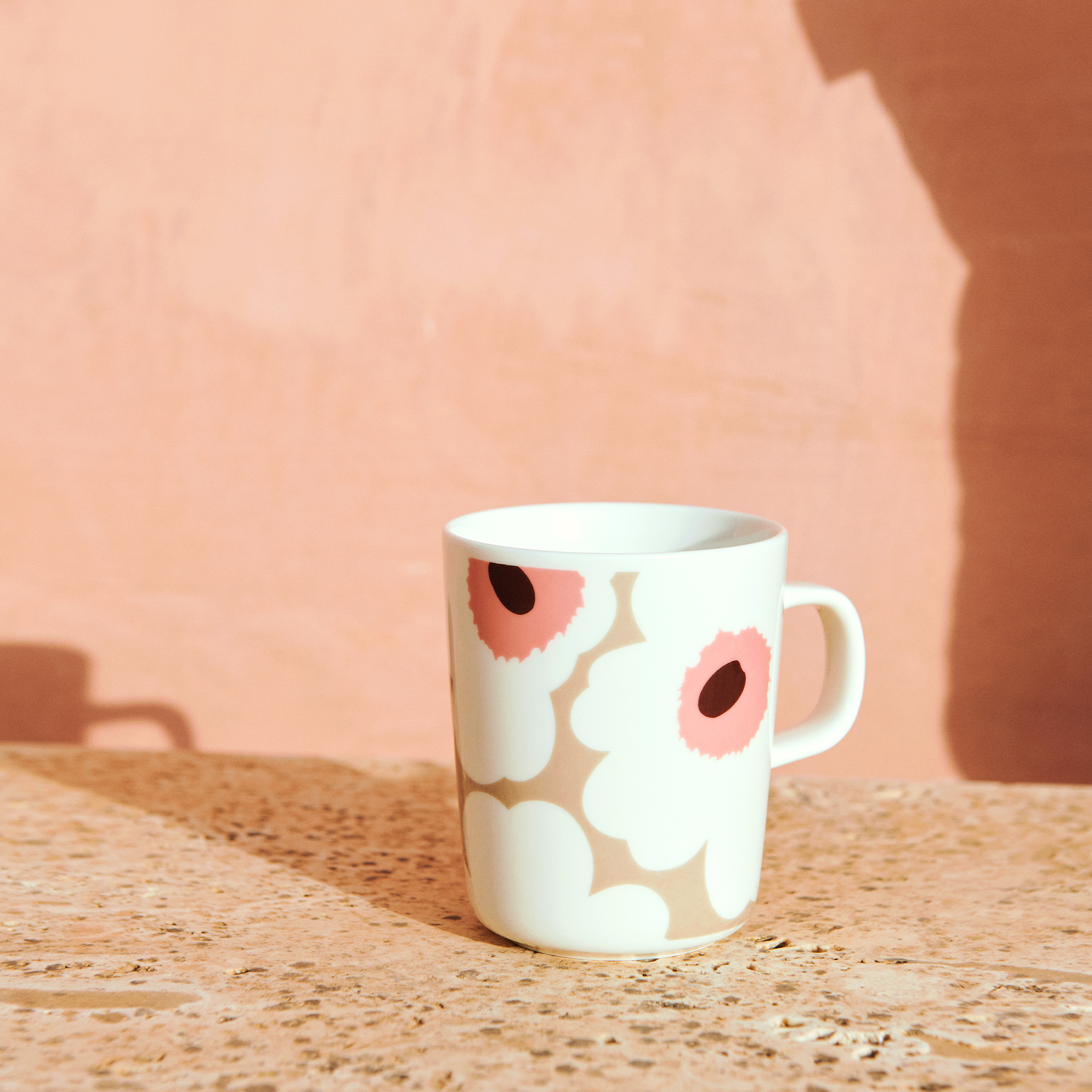 "Marimekko Unikko Mug, white/beige/pink"
