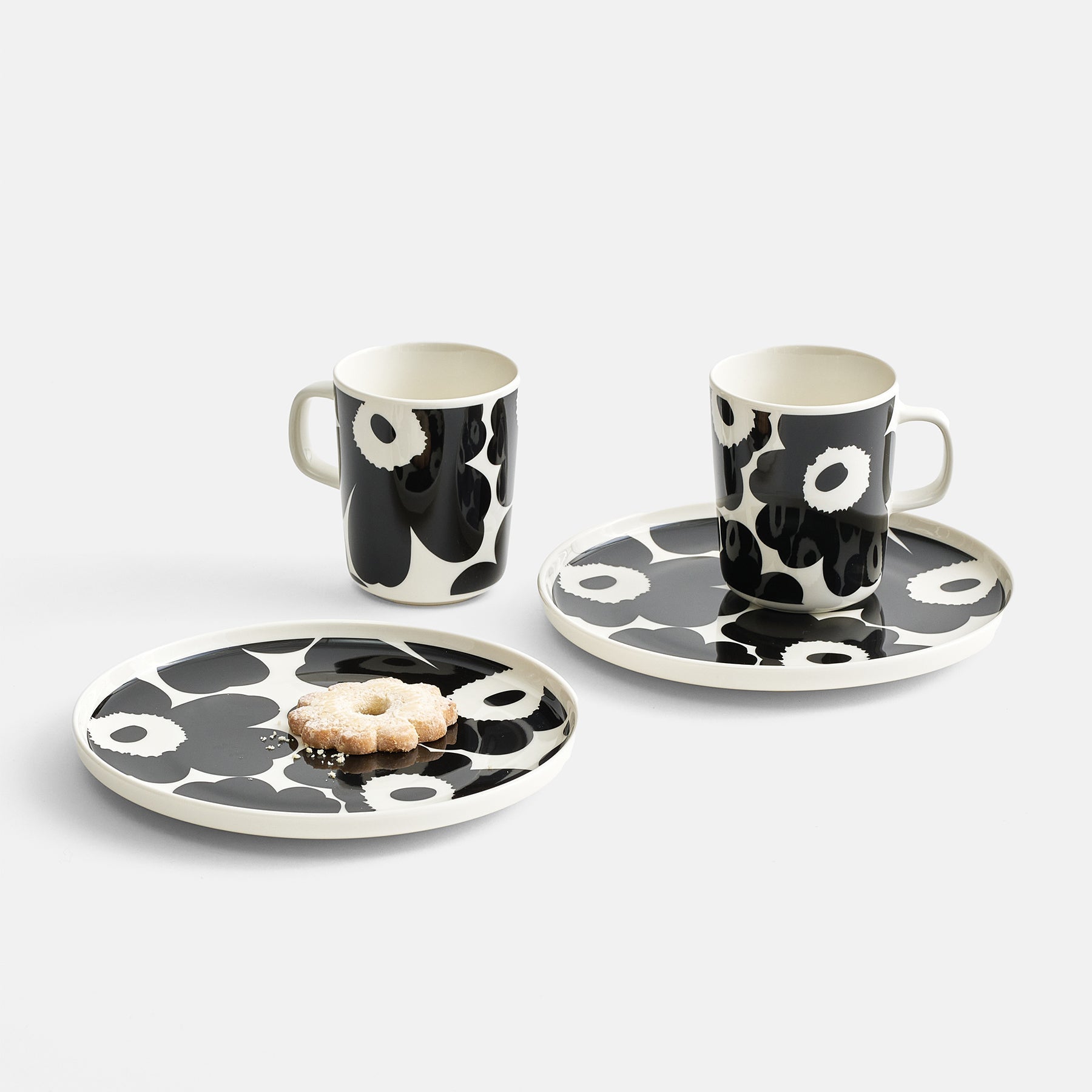 "Marimekko Unikko Mug, white/black"