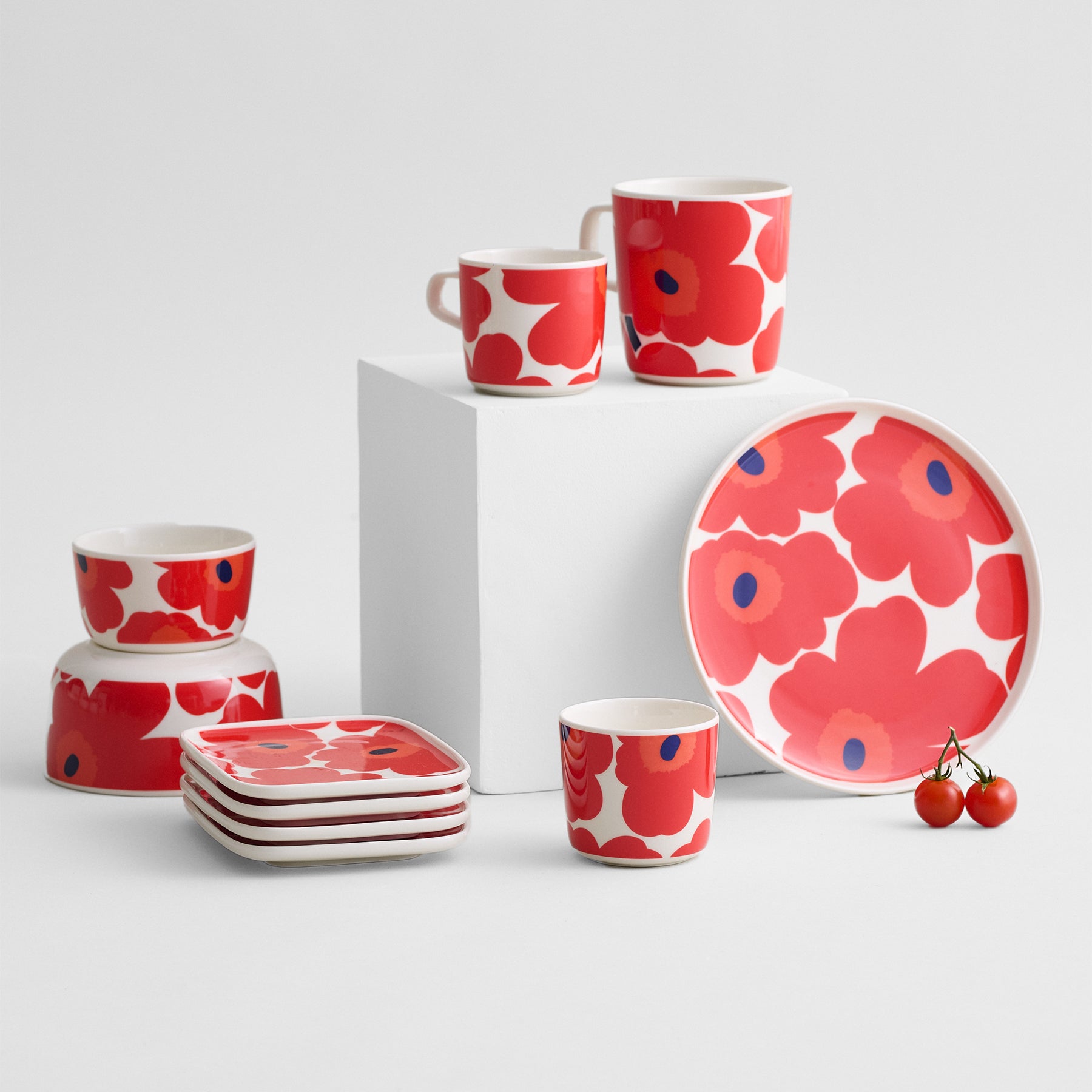 "Marimekko Unikko Large Mug, white/red"