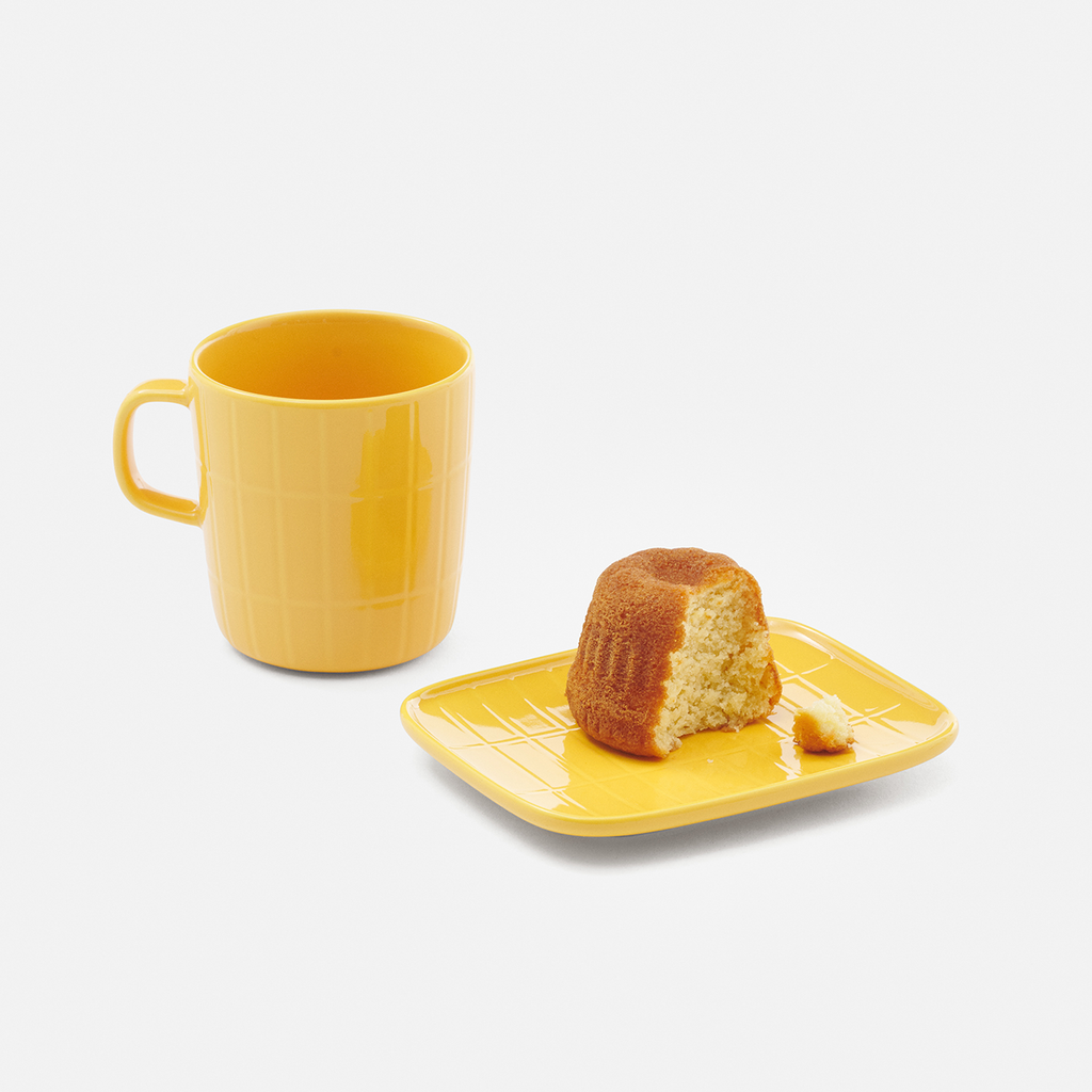 "Marimekko Tiiliskivi Large Mug, saffron yellow"